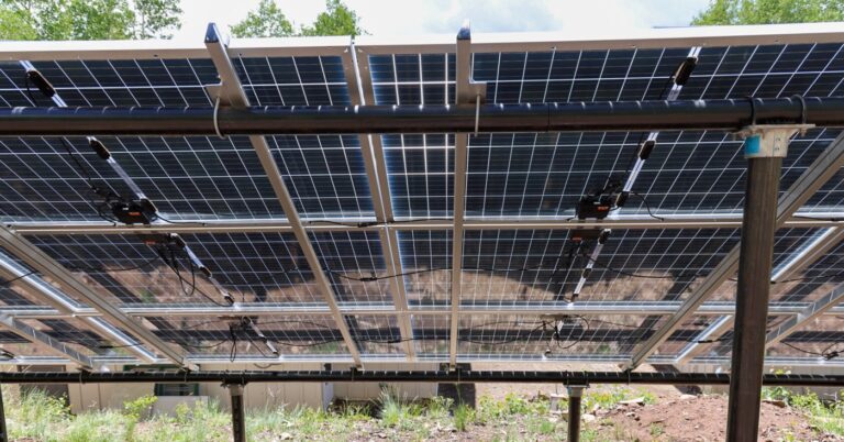 แผงโซล่าเซลล์ 2 หน้า (Bifacial Solar Panel)